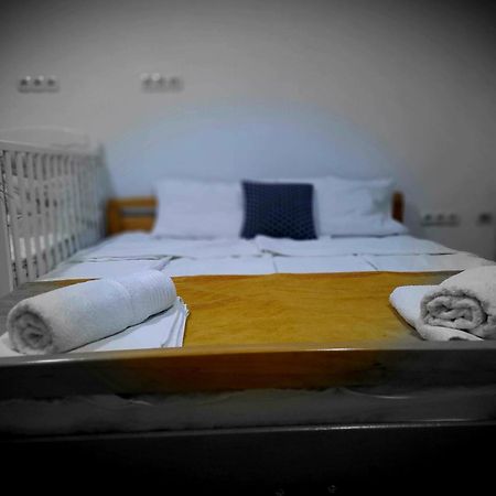 Guest House Gina 奥赫里德 外观 照片