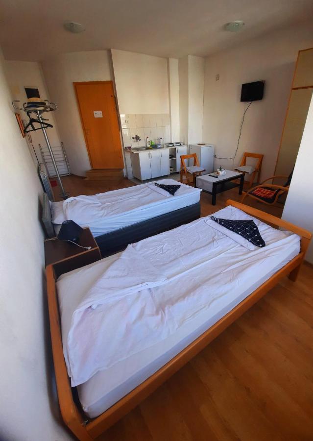 Guest House Gina 奥赫里德 外观 照片
